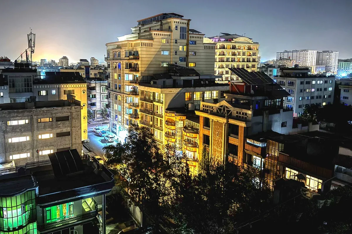 पाक ने आधी रात में की एयरस्ट्राइक? धमाकों से दहला काबुल, भारत दौरे पर हैं अफगान विदेश मंत्री