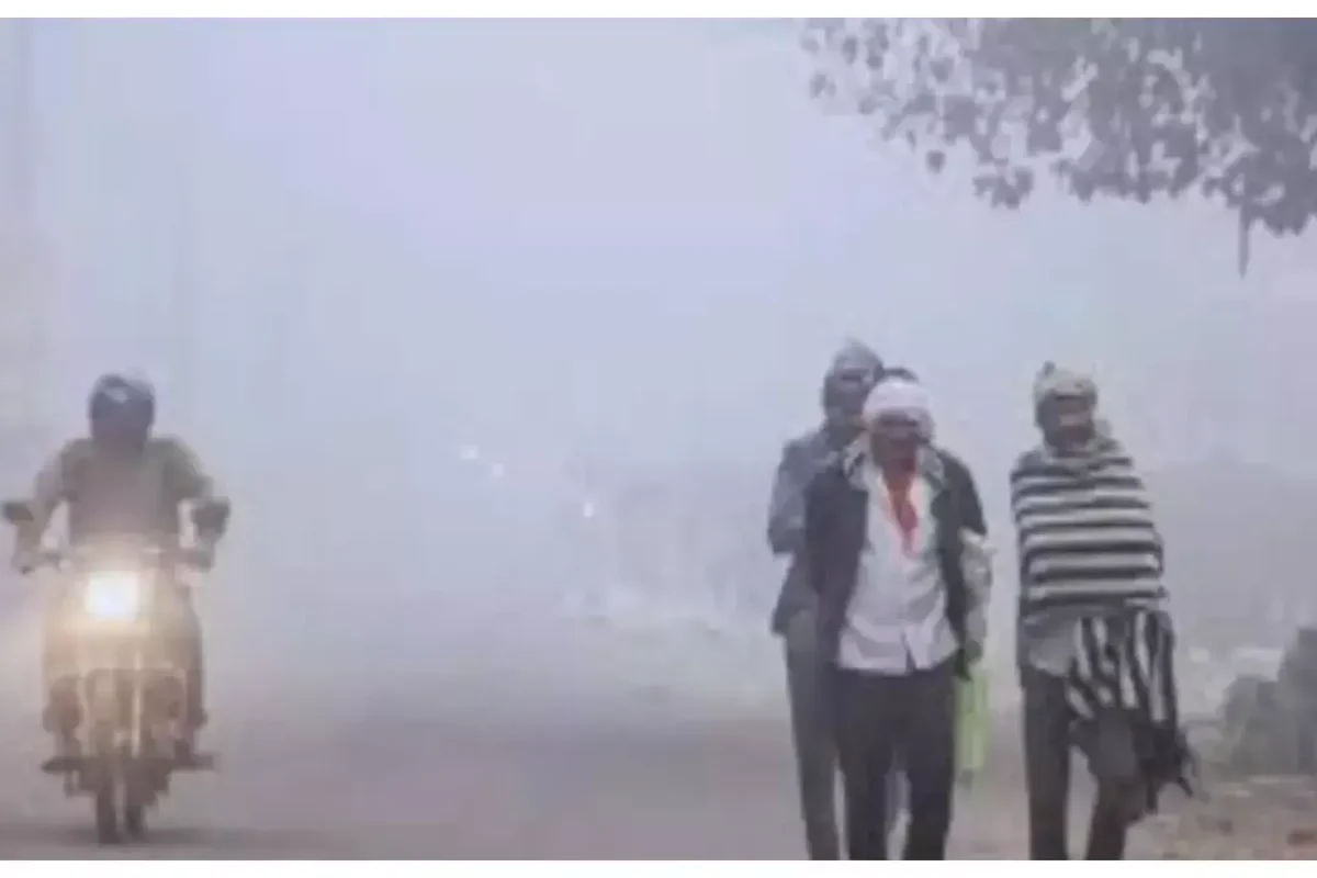 राजस्थान में बारिश का अलर्ट, बढ़ेगी सर्दी:कई जिलों में छाई धुंध, दिन के तापमान में 2 डिग्री तक गिरावट