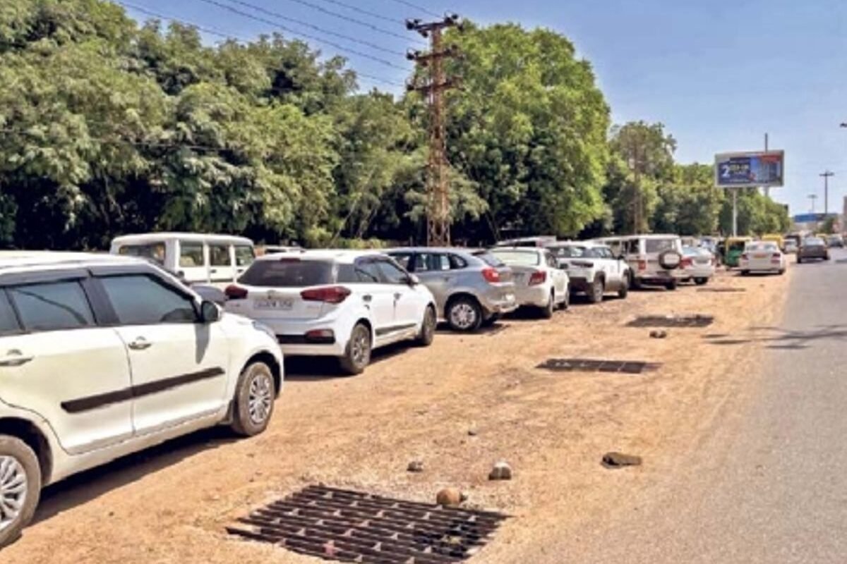 जोधपुर के AIIMS रोड पर तुरंत हटे अतिक्रमण:हाईकोर्ट के 9 दिसंबर तक अवैध कब्जों को हटाने के आदेश, भारी वाहनों की एंट्री पर भी पाबंदी