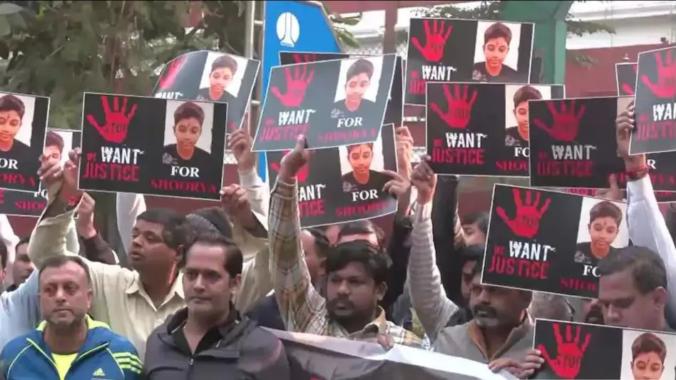 किसकी जिम्मेदारी? नाबालिगों की मौत ने खड़े कर दिए ये तीन बड़े सवाल