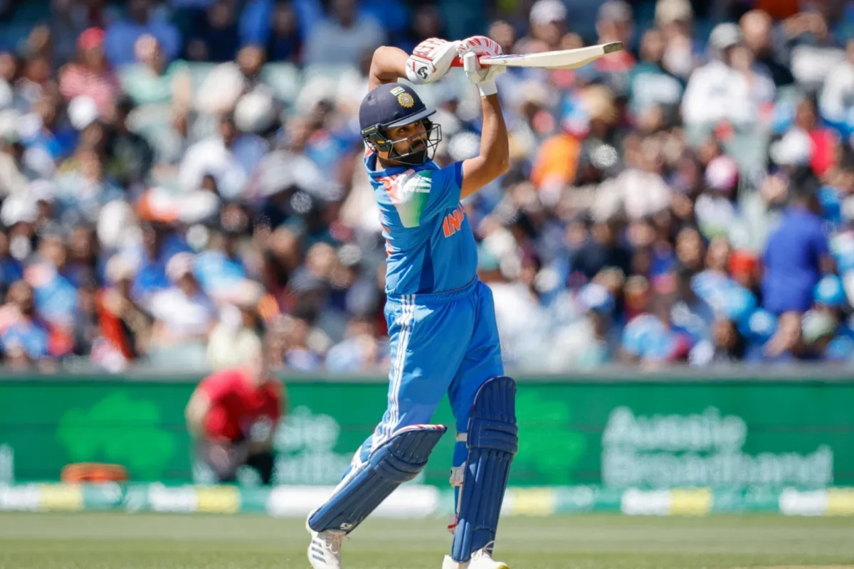 इस रिकॉर्ड से बस 98 रन दूर हैं रोहित शर्मा, सचिन-कोहली-द्रविड़ की खास लिस्ट में होंगे शामिल