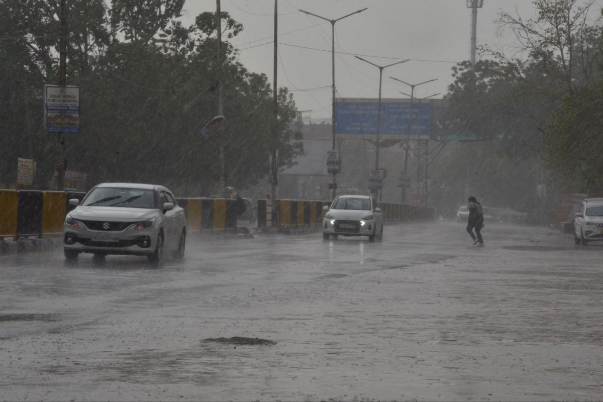 जयपुर में सुबह-सुबह हुई बारिश, आज 9 जिलों में येलो अलर्ट, अगले सप्ताह से छूटेगी कंपकंपी